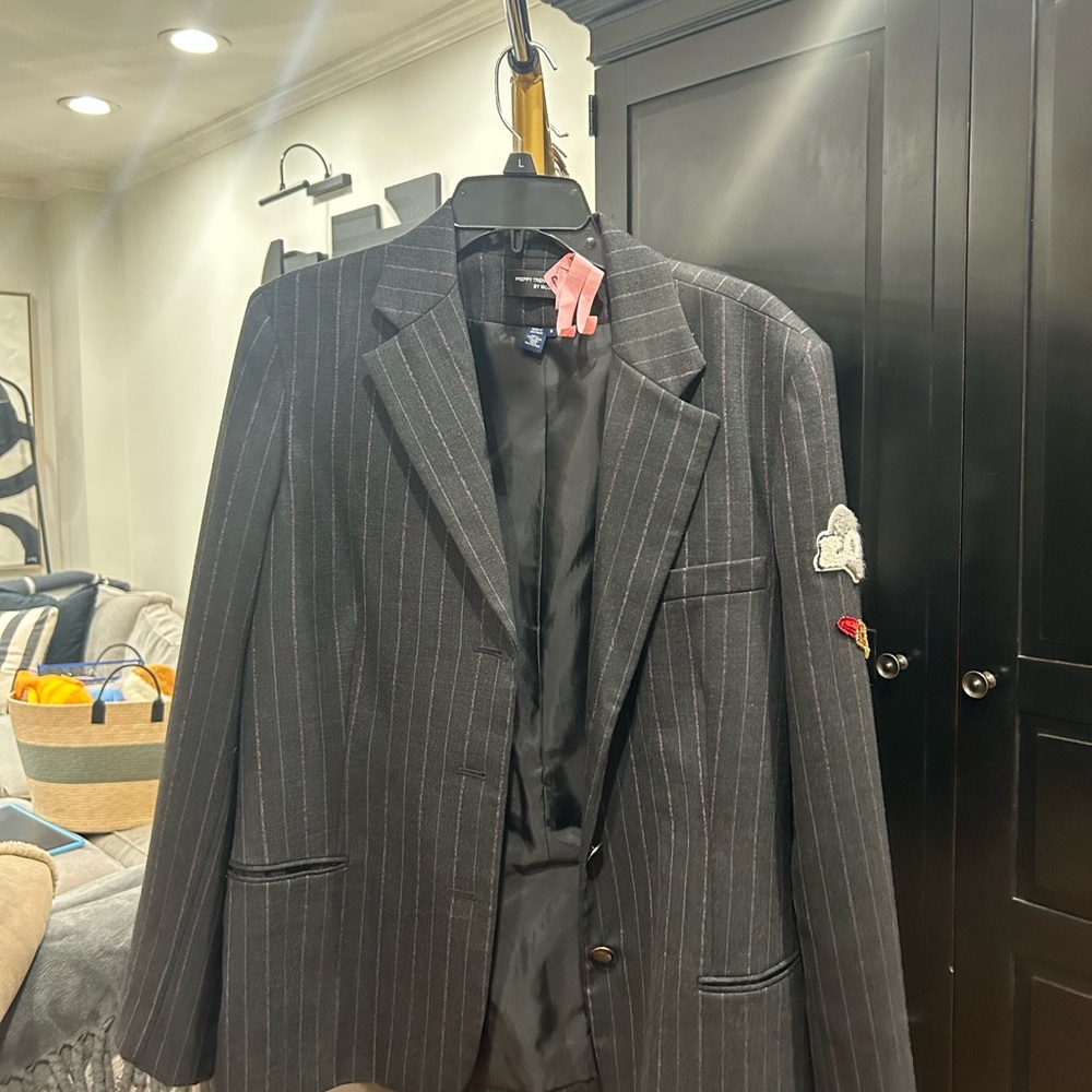 Elegant Gray Pinstripe Blazer
